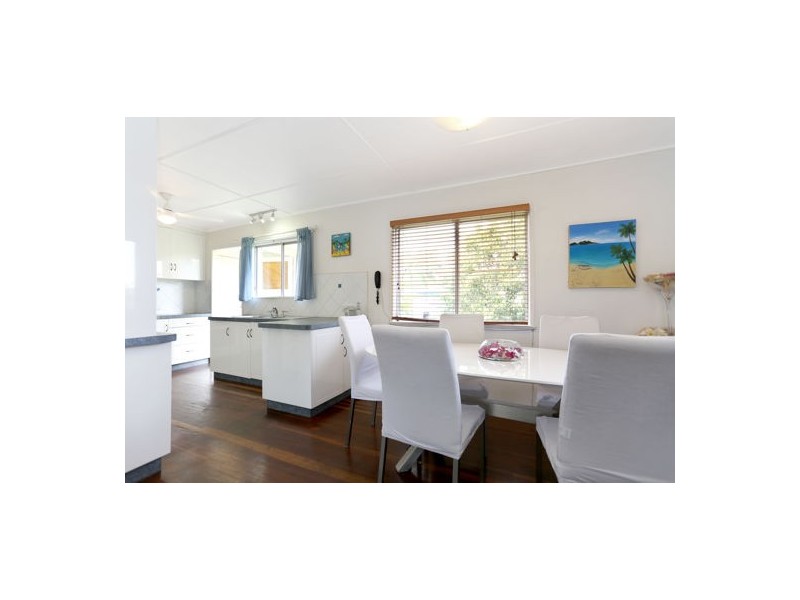 17 Rosella Street, Slade Point QLD 4740