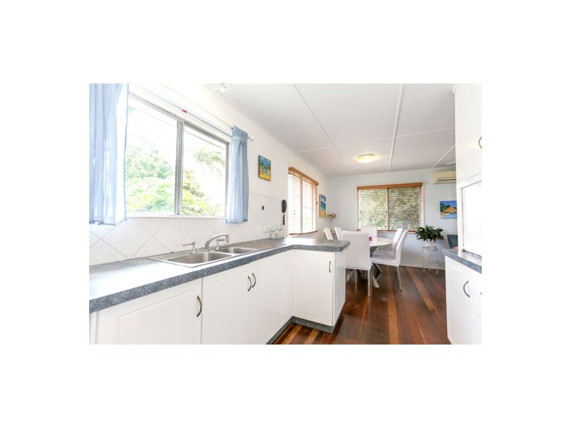 17 Rosella Street, Slade Point QLD 4740
