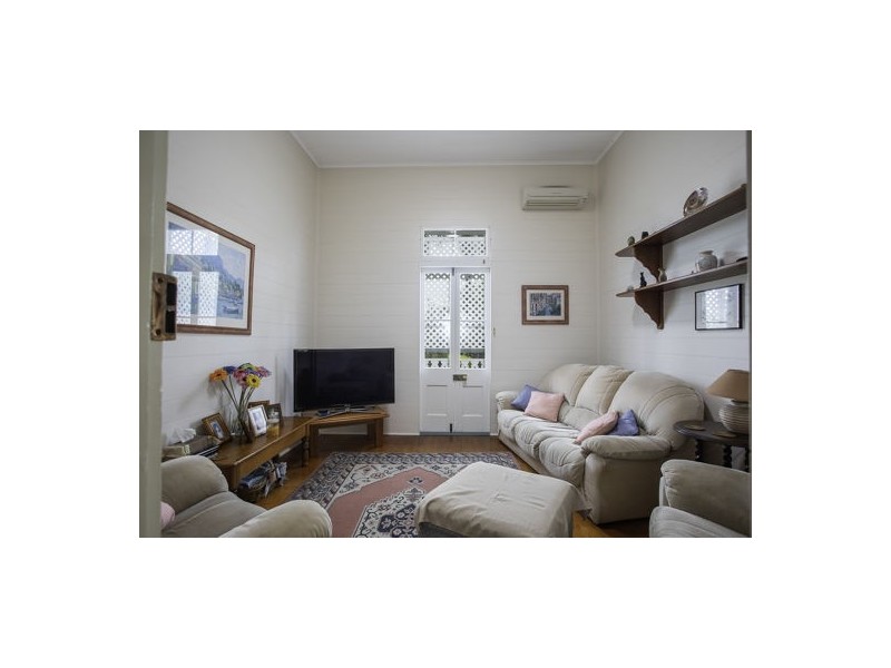86 Juliet Street, South Mackay QLD 4740