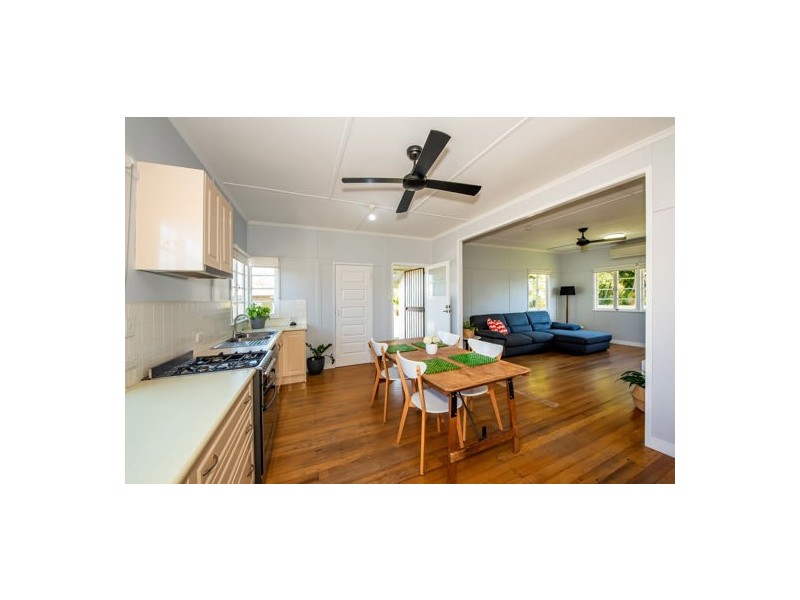 21 Simpson Street, West Mackay QLD 4740