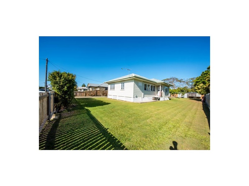 21 Simpson Street, West Mackay QLD 4740
