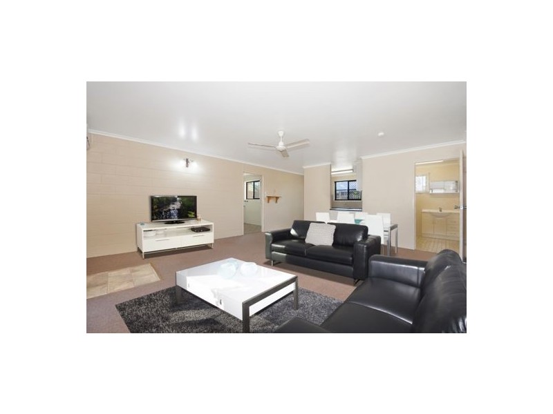 1/213 Evan Street, South Mackay QLD 4740