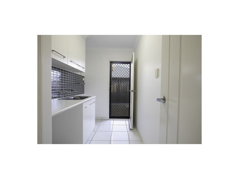 11 Canecutters Drive, Ooralea QLD 4740