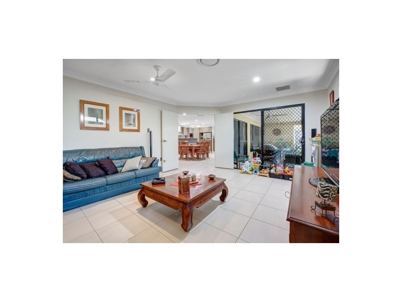 11 Corella Way, Blacks Beach QLD 4740