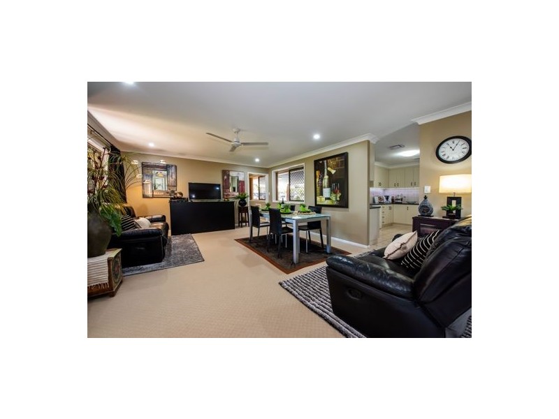 14 Riverleigh Drive, North Mackay QLD 4740