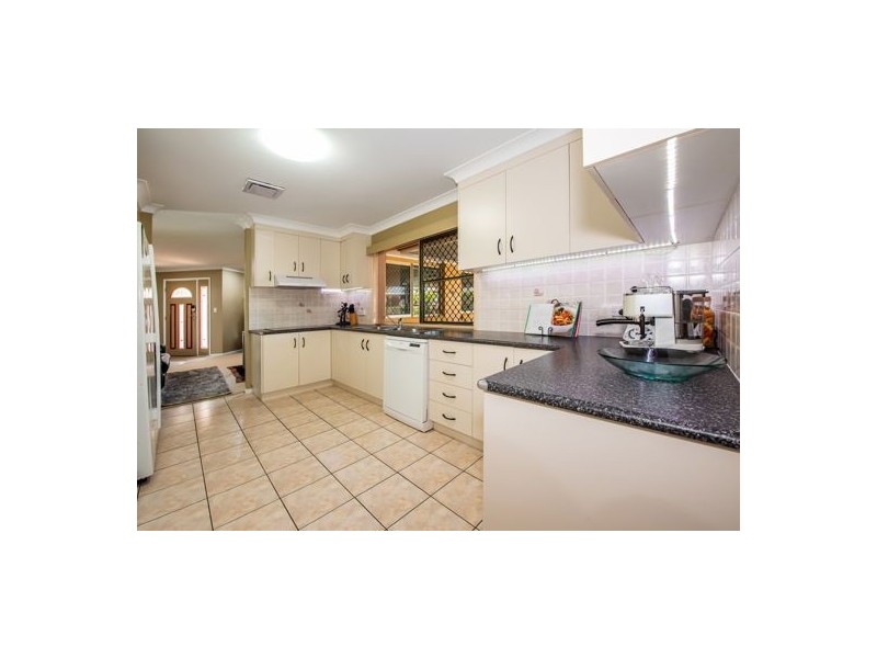 14 Riverleigh Drive, North Mackay QLD 4740