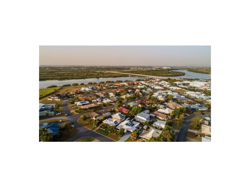 14 Riverleigh Drive, North Mackay QLD 4740