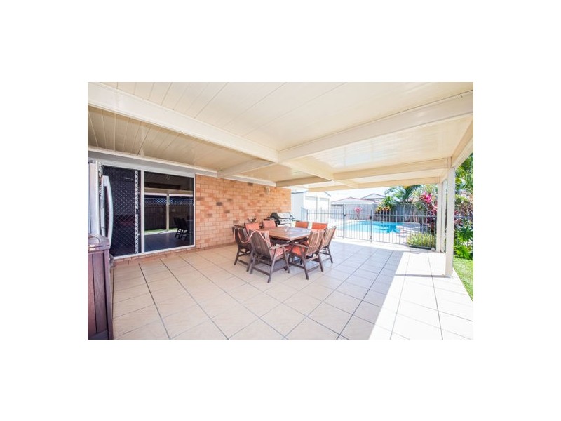 10 Lois Street, Mount Pleasant QLD 4740