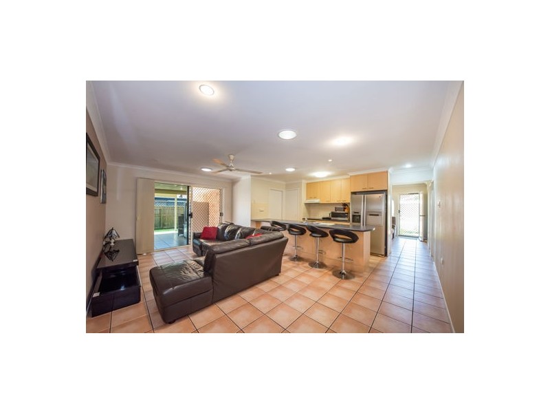 10 Lois Street, Mount Pleasant QLD 4740