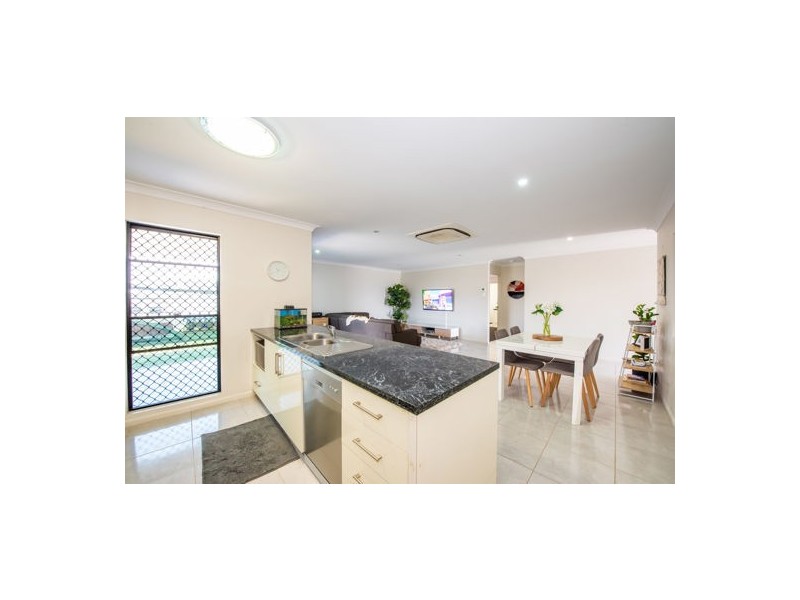 2-1 Bellavista Circuit, Beaconsfield QLD 4740