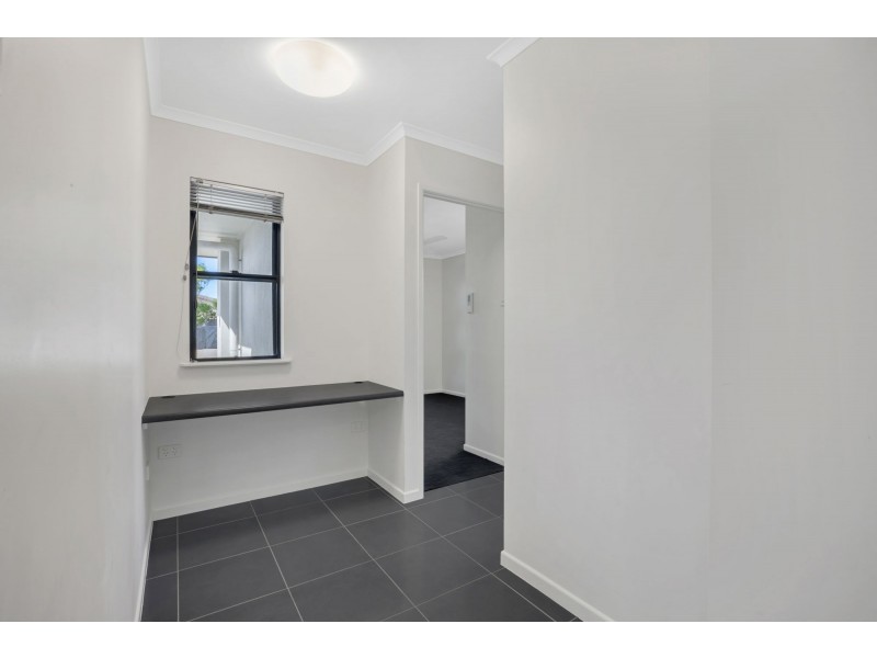 33 Dickens Avenue, Ooralea QLD 4740