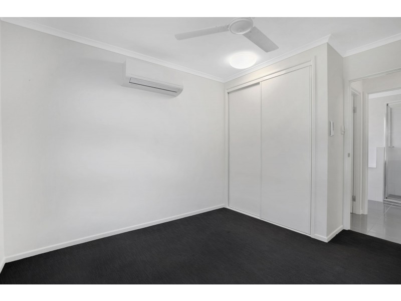 33 Dickens Avenue, Ooralea QLD 4740