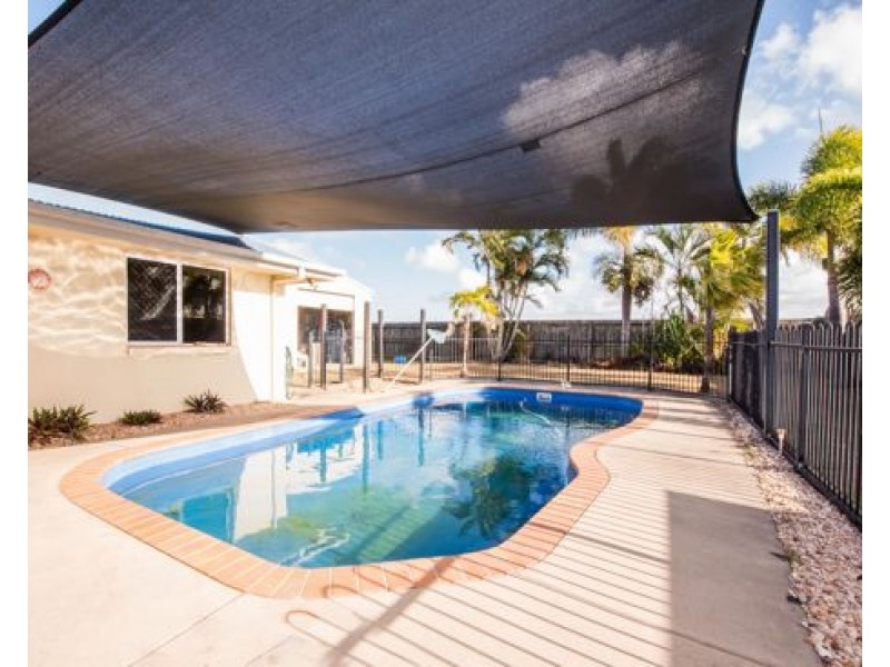 13 Marine Parade, Bucasia QLD 4750