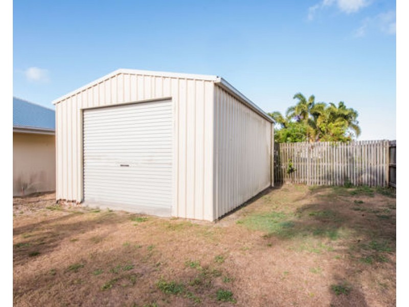 13 Marine Parade, Bucasia QLD 4750