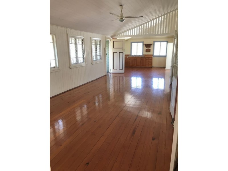 34 Wardrop Street, West Mackay QLD 4740