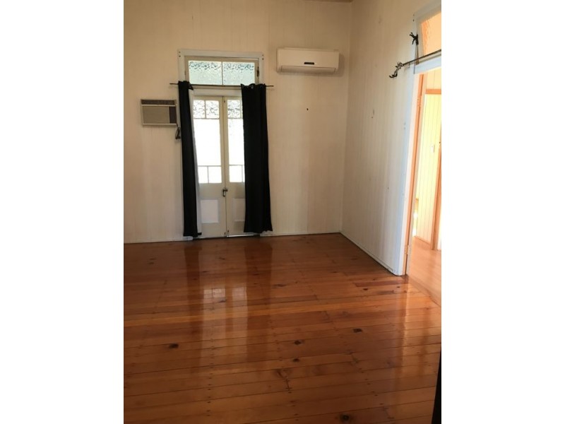 34 Wardrop Street, West Mackay QLD 4740