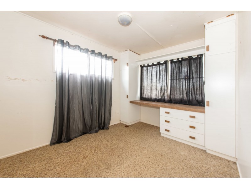 10 Lachlan Street, Mount Pleasant QLD 4740