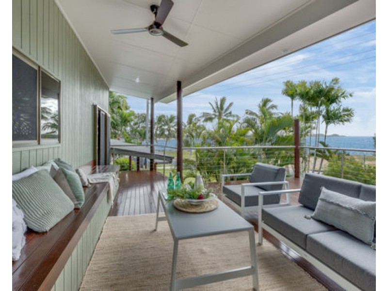 15 Swan Street, Slade Point QLD 4740