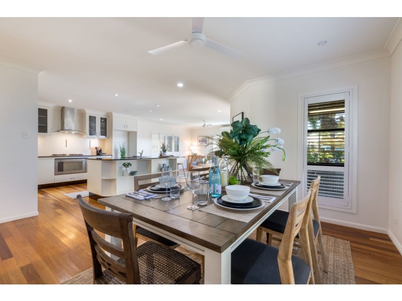 17 Turtle Place, Blacks Beach QLD 4740