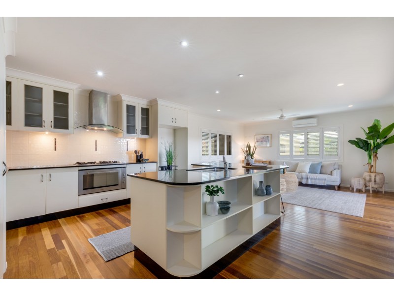 17 Turtle Place, Blacks Beach QLD 4740