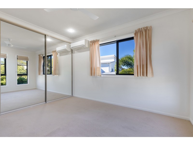 17 Turtle Place, Blacks Beach QLD 4740