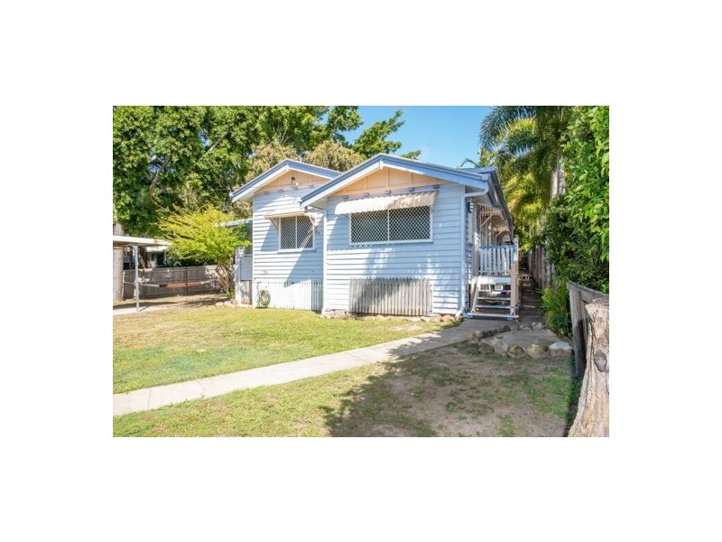 1 QUARRY ST, North Mackay QLD 4740