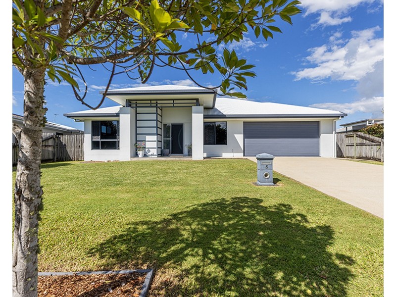5 Bellavista Circuit, Beaconsfield QLD 4740