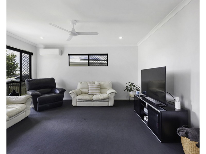 5 Bellavista Circuit, Beaconsfield QLD 4740
