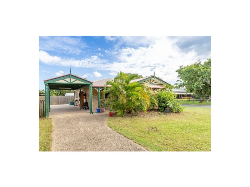 2/2 Barnfield Drive, Andergrove QLD 4740