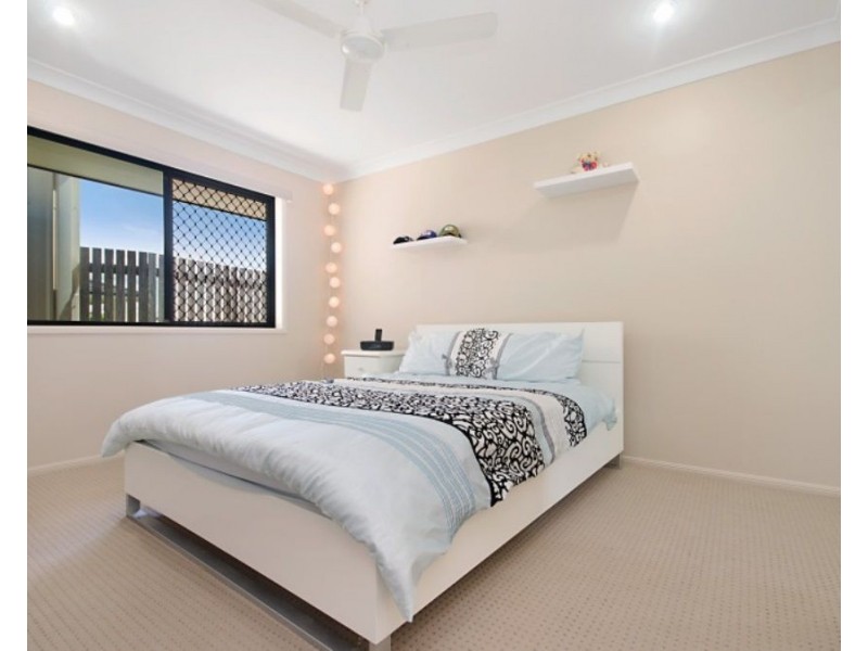 27 Emperor Drive, Andergrove QLD 4740