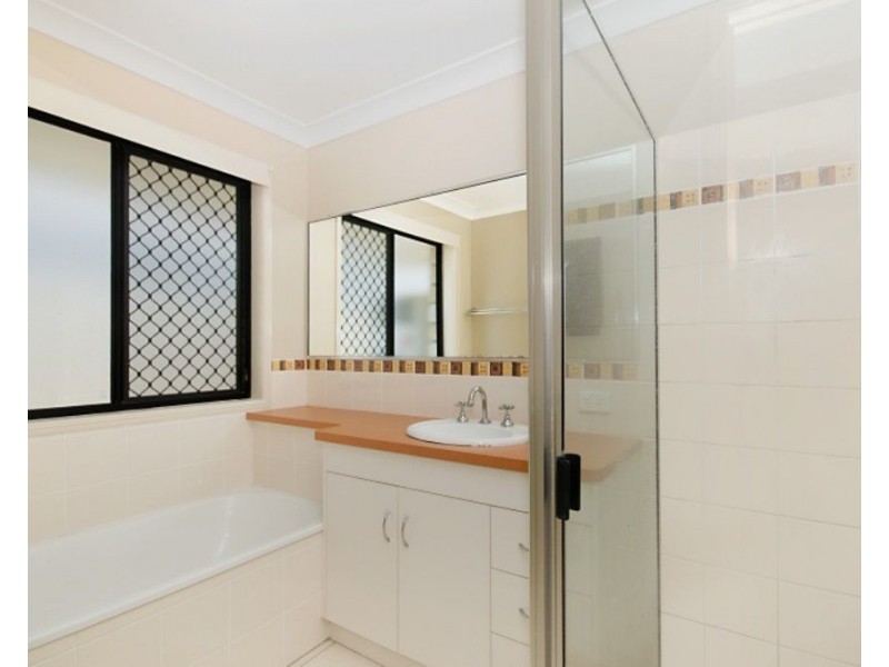 27 Emperor Drive, Andergrove QLD 4740