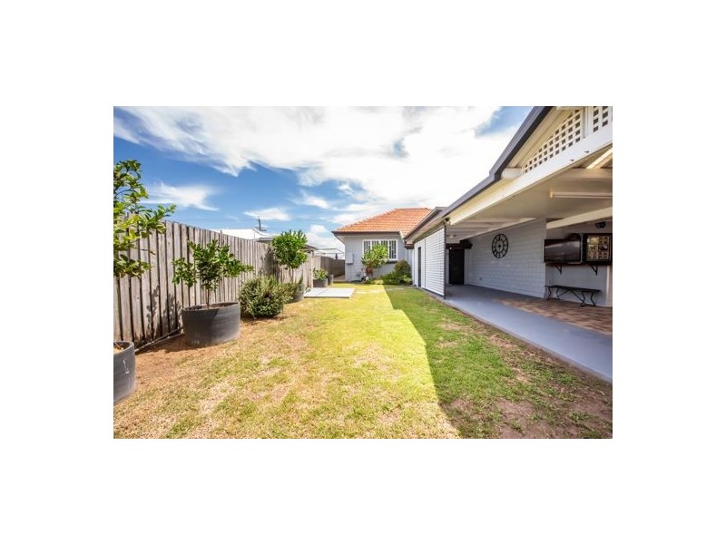 412 Bridge Road, West Mackay QLD 4740