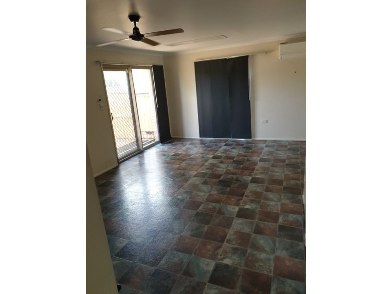 11 Tindaridge Court, Hay Point QLD 4740