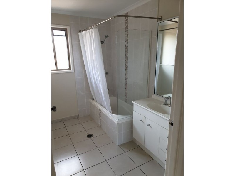 11 Tindaridge Court, Hay Point QLD 4740