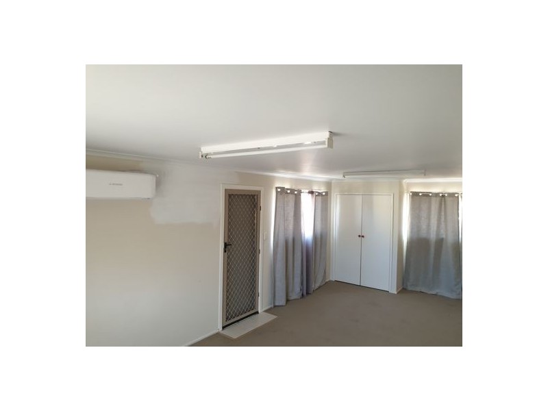 11 Tindaridge Court, Hay Point QLD 4740