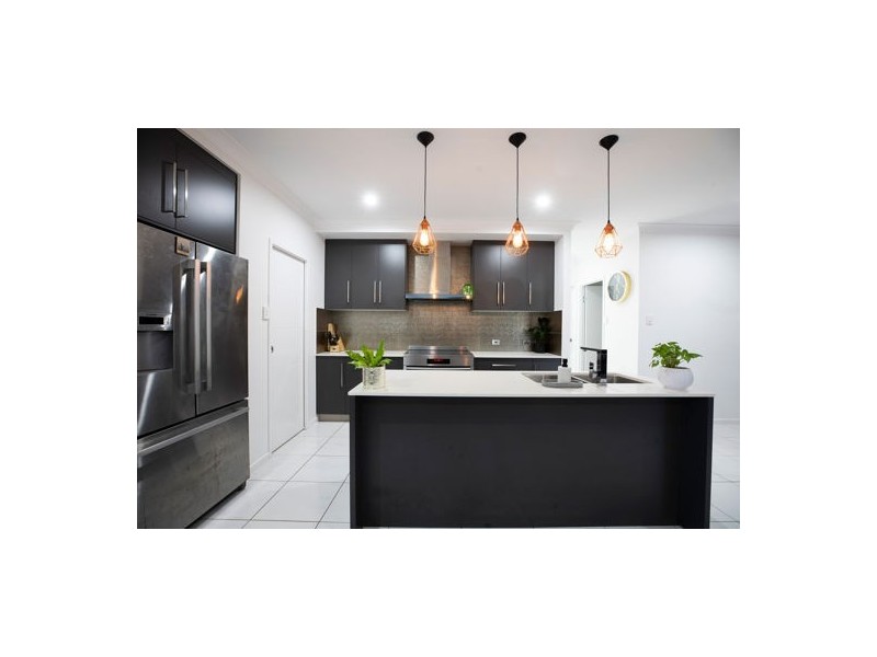 7 Eagleford Street, Richmond QLD 4740