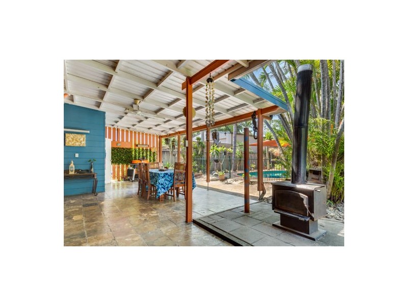 9 St Bees Avenue, Bucasia QLD 4750