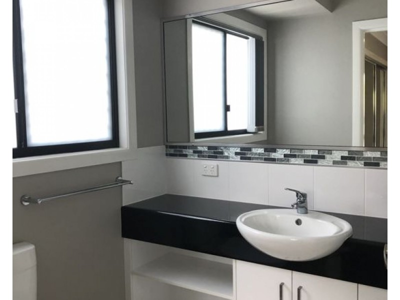 52 Maranark Avenue, Mount Pleasant QLD 4740