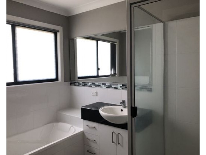 52 Maranark Avenue, Mount Pleasant QLD 4740