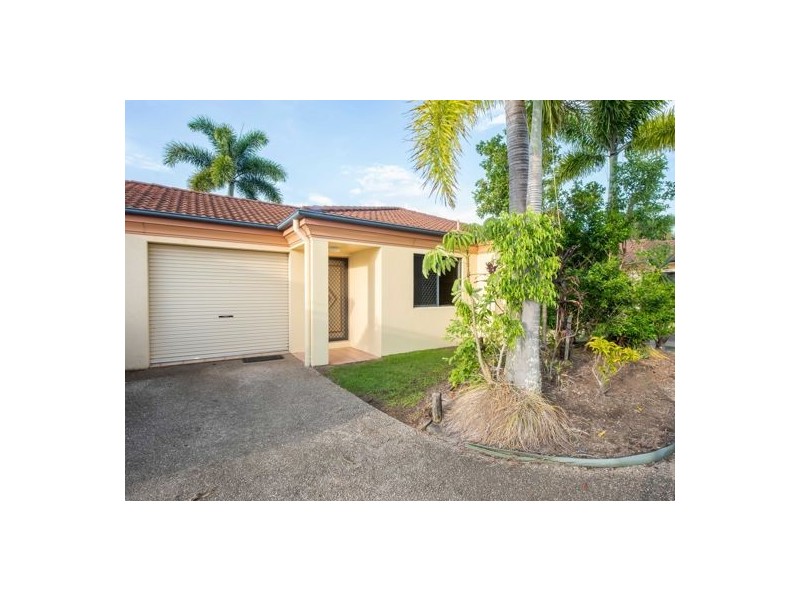 2/10 Ribbon Court, Glenella QLD 4740