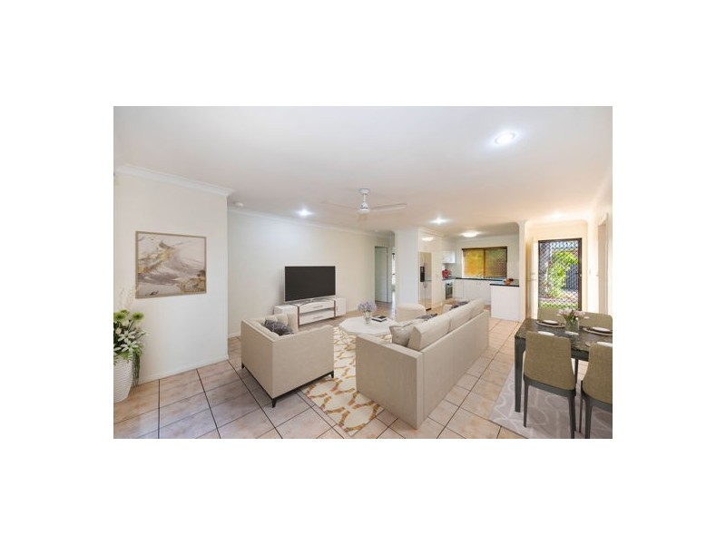 2/10 Ribbon Court, Glenella QLD 4740