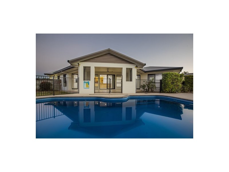5 Carlow Close, Rural View QLD 4740