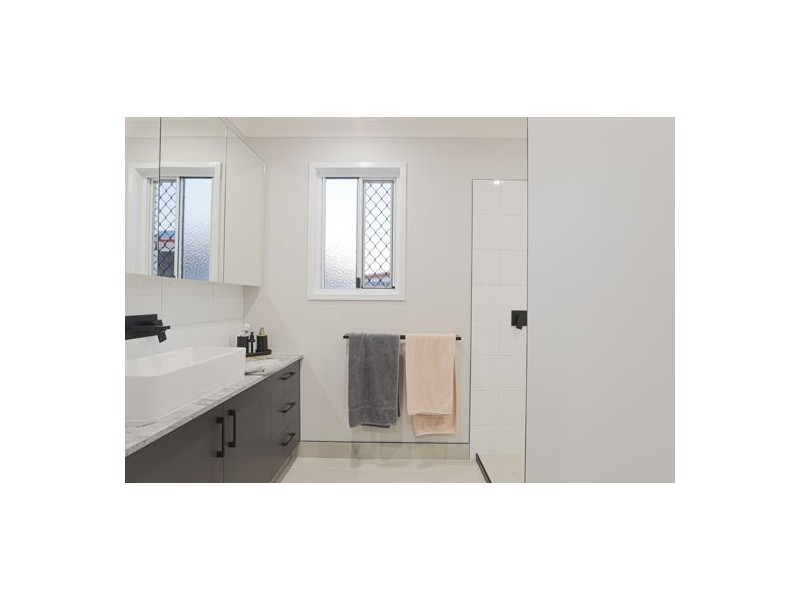 17 Bannister Street, South Mackay QLD 4740