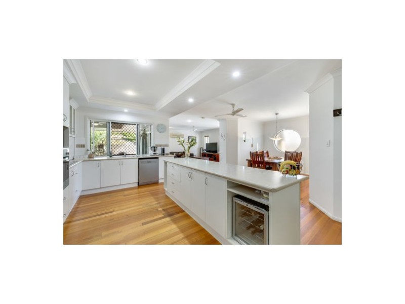 5 Mermaid Drive, Shoal Point QLD 4750