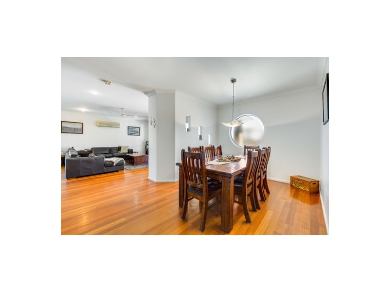 5 Mermaid Drive, Shoal Point QLD 4750