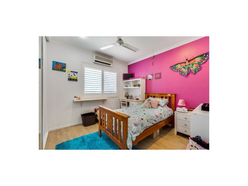 5 Mermaid Drive, Shoal Point QLD 4750