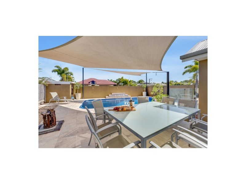 5 Mermaid Drive, Shoal Point QLD 4750