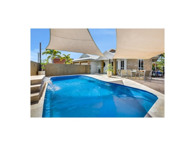 5 Mermaid Drive, Shoal Point QLD 4750