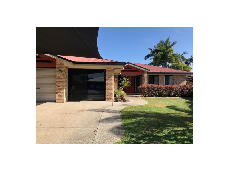 10 Vassallo Drive, Glenella QLD 4740