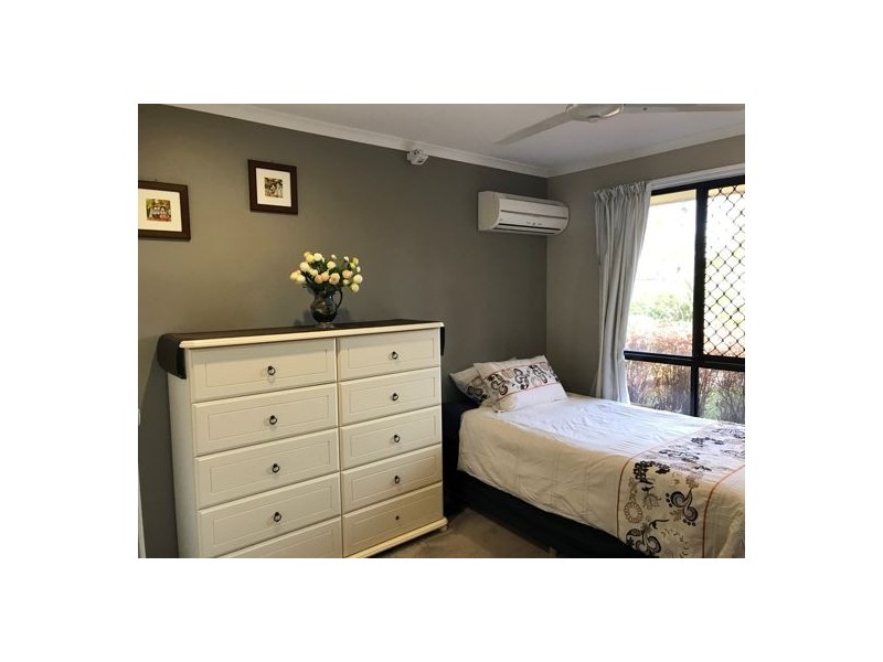 10 Vassallo Drive, Glenella QLD 4740